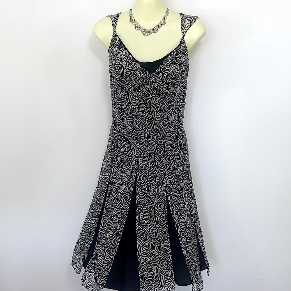 BCBG Dress Geometric Drop Waist Panel Skirt Silk Sz 6 Excellent